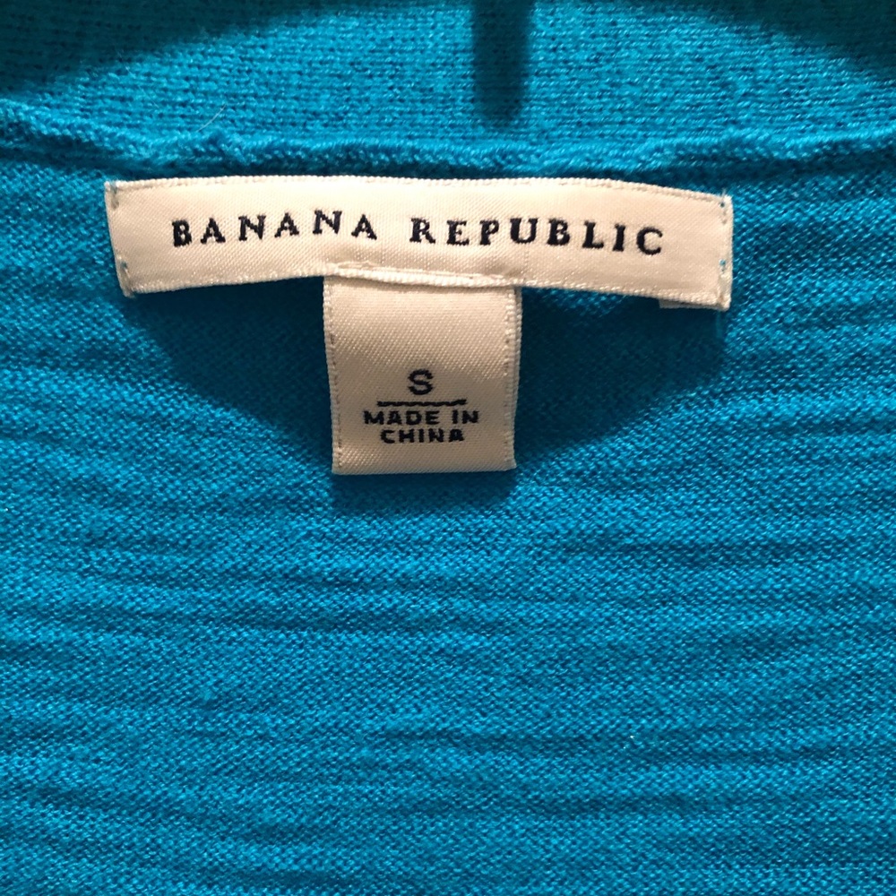 Banana Republic Short Sleeve Cardigan - Picture 3 of 3